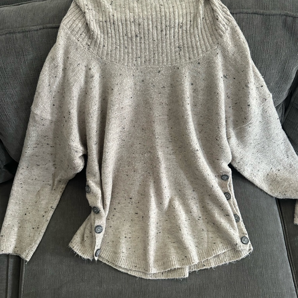 Elegant Speckled Gray Cowl Neck Sweater